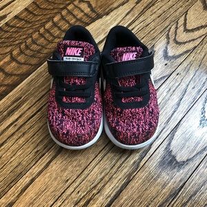 EUC pink and black toddler nikes